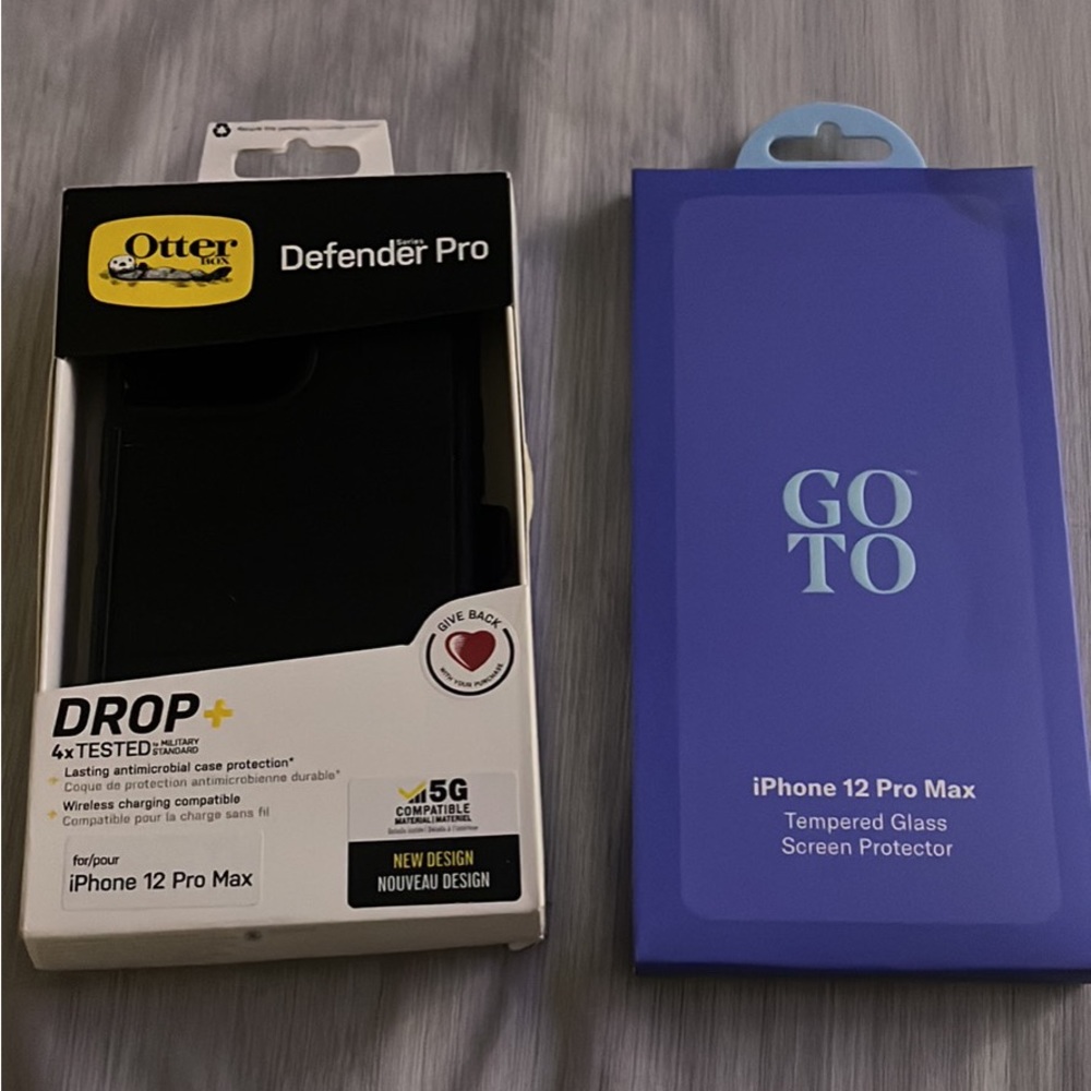 iPhone 12 case and screen protector